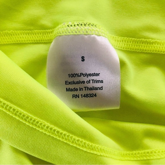 Scull & Sweep Women's Regatta Short Sleeve Row America Training Top, S NWOT - Picture 9 of 9